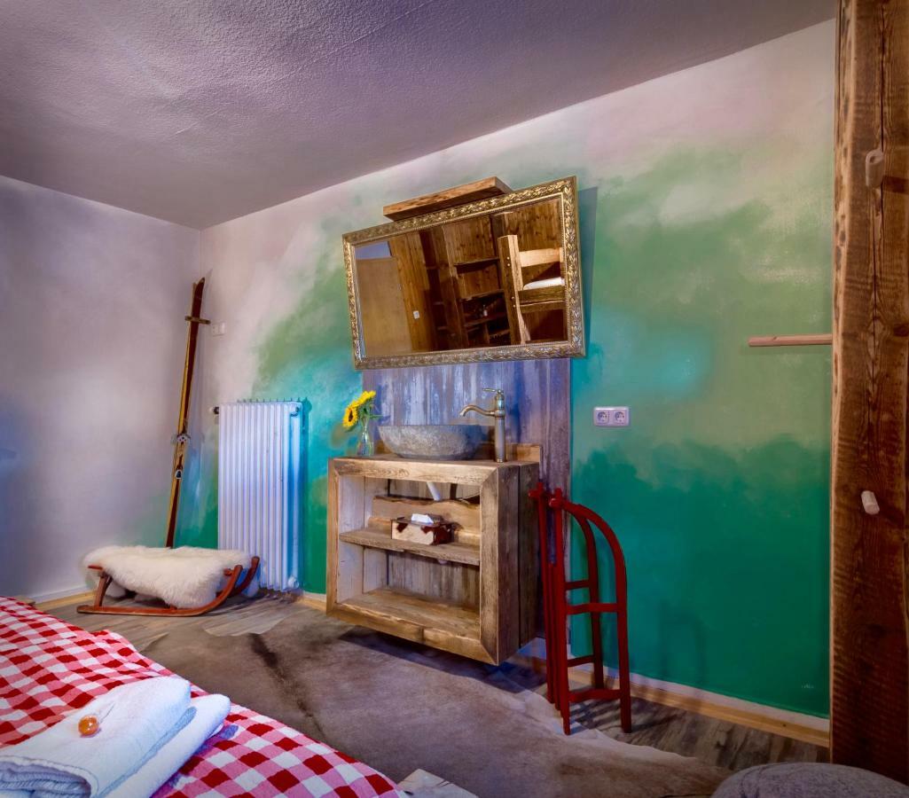 Zur Gluecklichen Kuh Hotel Oberstdorf Kültér fotó