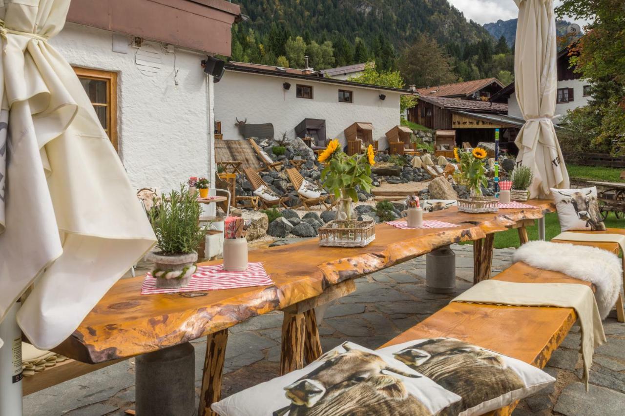 Zur Gluecklichen Kuh Hotel Oberstdorf Kültér fotó