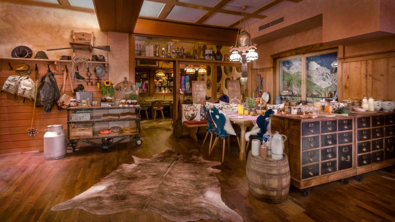 Zur Gluecklichen Kuh Hotel Oberstdorf Kültér fotó