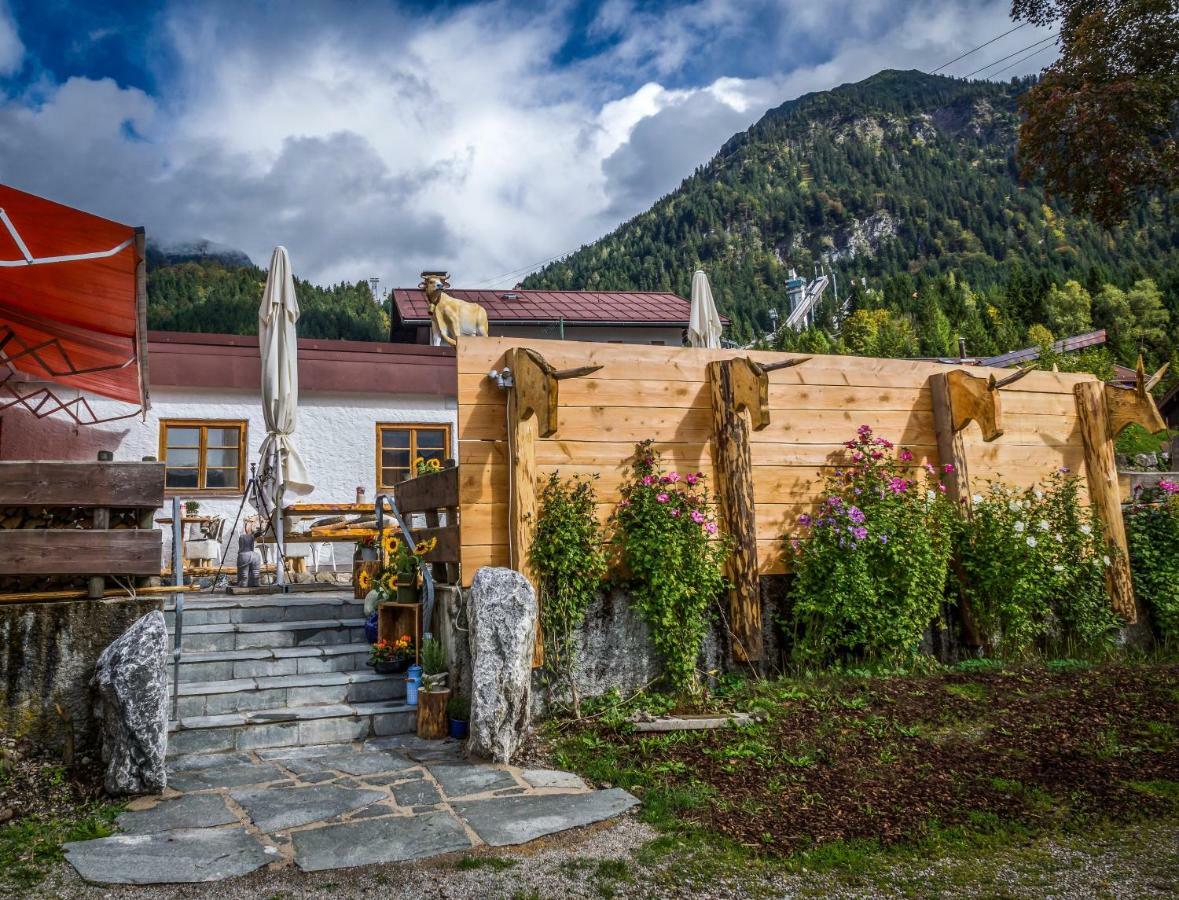 Zur Gluecklichen Kuh Hotel Oberstdorf Kültér fotó